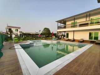Redfox Riverview Farm - Badarpur - 3