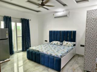Redfox Riverview Farm - Badarpur - 1