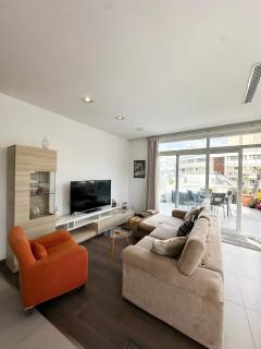 Sea view apartment with jacuzzi in Paceville! - St Julian's - 1
