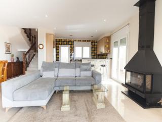 Holiday Home in Empuriabrava with Private Pool - 9