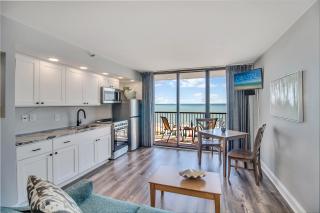 Lustrous Oceanfront Colony Suite 707 - Myrtle Beach - 5