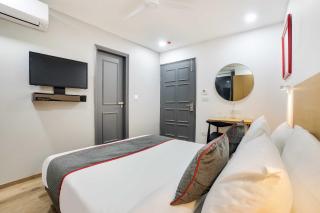 Super Collection O Shahdara Near Yamuna Sports Complex - Nuova Delhi - 5