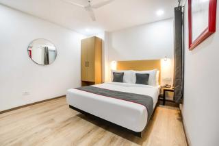 Super Collection O Shahdara Near Yamuna Sports Complex - Nuova Delhi - 9