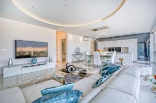Luxury Penthouse in Swieqi with In and Outdoor Pool - Tal-Għoqod - 0