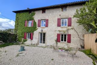 Maison des hortensias - - 0