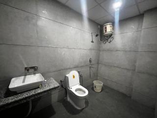 Joravar Cafe - Padrauna - 4