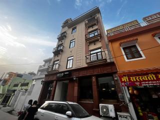 Joravar Cafe - Padrauna - 1