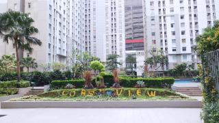 Cozy Stay and Tidy 1BR Green Bay Pluit Apartment By Travelio - 6