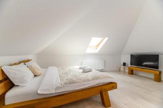 B-Holiday Luxury GuestHouse - Prejmer - 2
