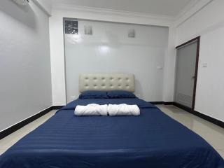 Riviera Cove - 1 bedroom apartment with living room & kitchen - 7