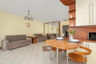 Jasny i Delikatny Apartament Sun Seasons 24 w Kołobrzegu by Noclegi Renters - Colberga - 5