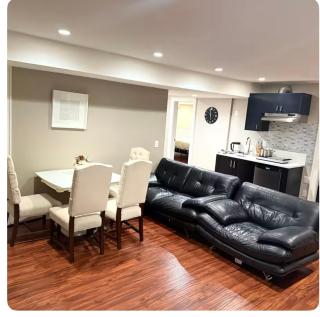 Duo Le Home - Surrey - 4
