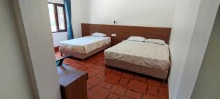 Hotel Parkside with swimming pool - Chitwan - 7