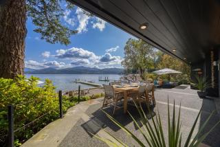 Lake Whatcom Beachfront Villa - Bellingham - 5