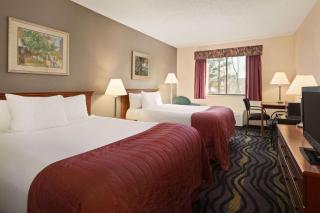 Baymont by Wyndham Logan - Logan - 4
