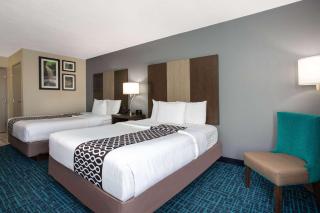 La Quinta Inn & Suites by Wyndham Peru Starved Rock St Park - Peru - 0