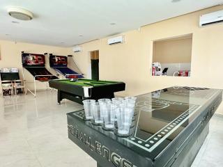 Swimming Poo KTV Party House 27-300 Pax - Johor Bahru - 3