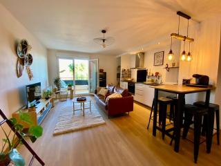 Joli appartement cosy , terrasse, PK privé - Lunel - 6