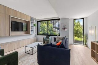 Beautiful Holiday Home w Private Terrace - Sydney - 2