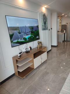 Unique 2BR with skyview top roof pool GYM - Nairobi - 1