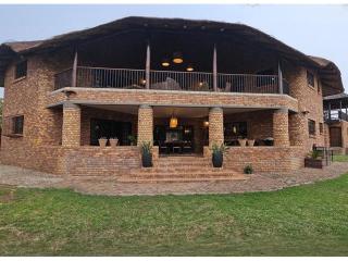 Stay at Royal - Marloth Park - 0