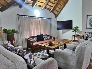 Stay at Royal - Marloth Park - 9