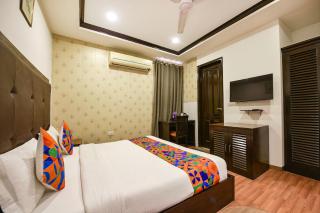 FabHotel Green Park - New Delhi - 8