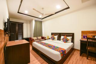 FabHotel Green Park - New Delhi - 1