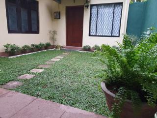 Nugegoda Convenient Cozy & Quiet family apartment - Nugegoda - 0