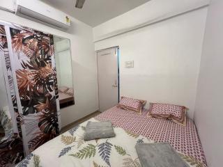 1bhk entire flat in Oshiwara - Mumbai - 0