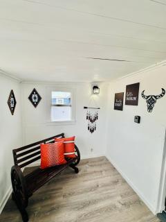 1 Bed1 Bath Condo Wkitchenlr-sleeps Up To 4pp - Russell - 4