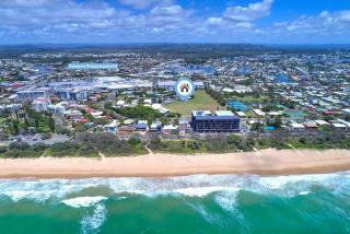 Absolute Beachfront in Buddina - Buddina - 9