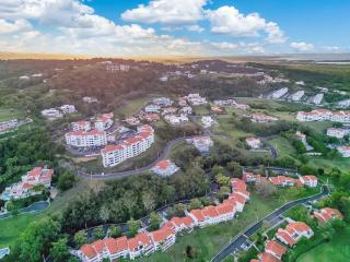 Oceanview Penthouse 4BR with Golf View - 4