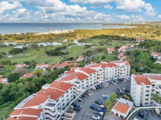 Oceanview Penthouse 4BR with Golf View - Carmelita - 3