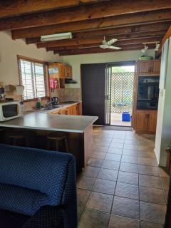 Baffle creek fishing cabin - - 3