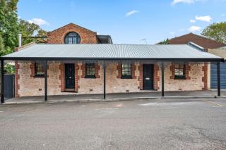 North Adelaide Cottage - 6