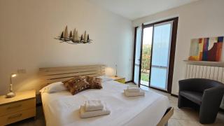MIRALAGO APARTMENTS - Regarda Travel - Lazise - 1
