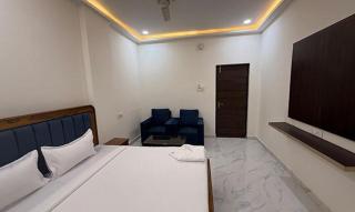 FabHotel RR Living Grand - Hyderabad - 6