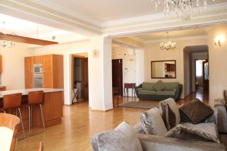 Apartment's by Passage Hotel - Baku - 7