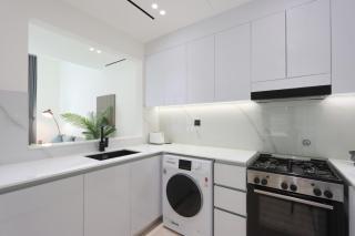 Livbnb Suite - 1BR Retreat in Binghatti Nova, JVC - Dubai - 3