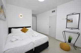 Ariston First Line Lake View - 2