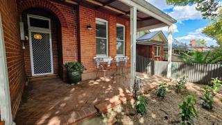 Rest on Best Wagga - Wagga Wagga - 4
