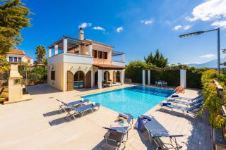 Villa Nikolas Large Private Pool AC WiFi - Palailónion - 3