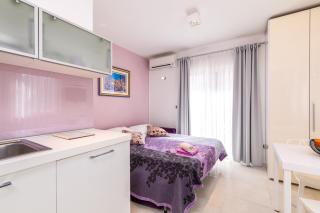 Studio Daisy with a garden - 7