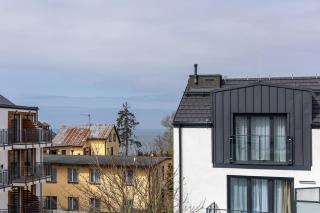Stylowy Apartament w Niechorzu Blisko Morza z Klimatyzacją i Parkingiem by Noclegi Renters - 7