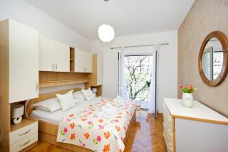 Apartments Vranješ - Makarska - 0