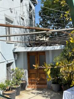 Te Ajdini Guesthouse - Gjirokastër - 1