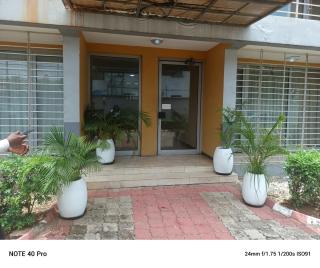 Emem Court - Lagos - 0