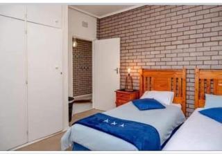 MARGATE, UVONGO CHALETS No 2 - Margate - 5