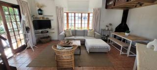 Charming 3 Bedroom Home in St Francis Bay - Marina Glades - 3